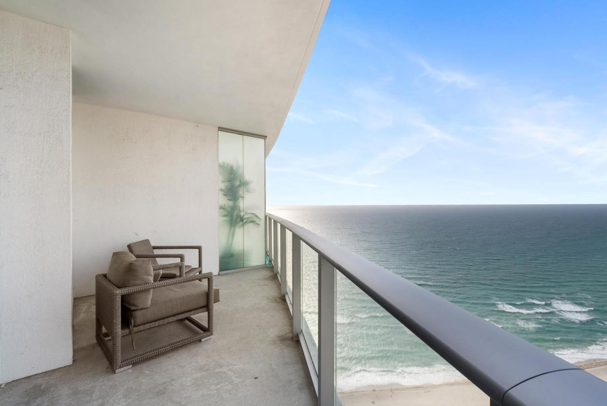 High Floor Corner 2 Bdr At Lyfe Resort Hollywood Exterior foto